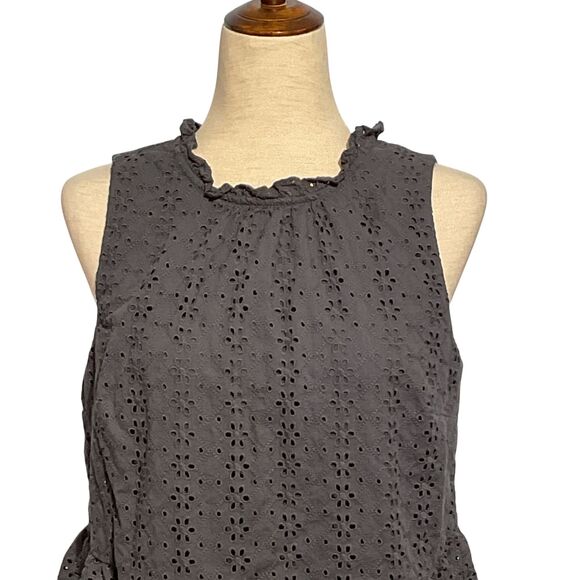 LOFT Gray Eyelet Peplum Top | Medium Cotton Sleeveless - Picture 2 of 9
